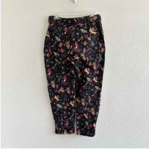 Farm Rio Anthropologie Amorina Utility Pants NWT - Picture 4 of 10